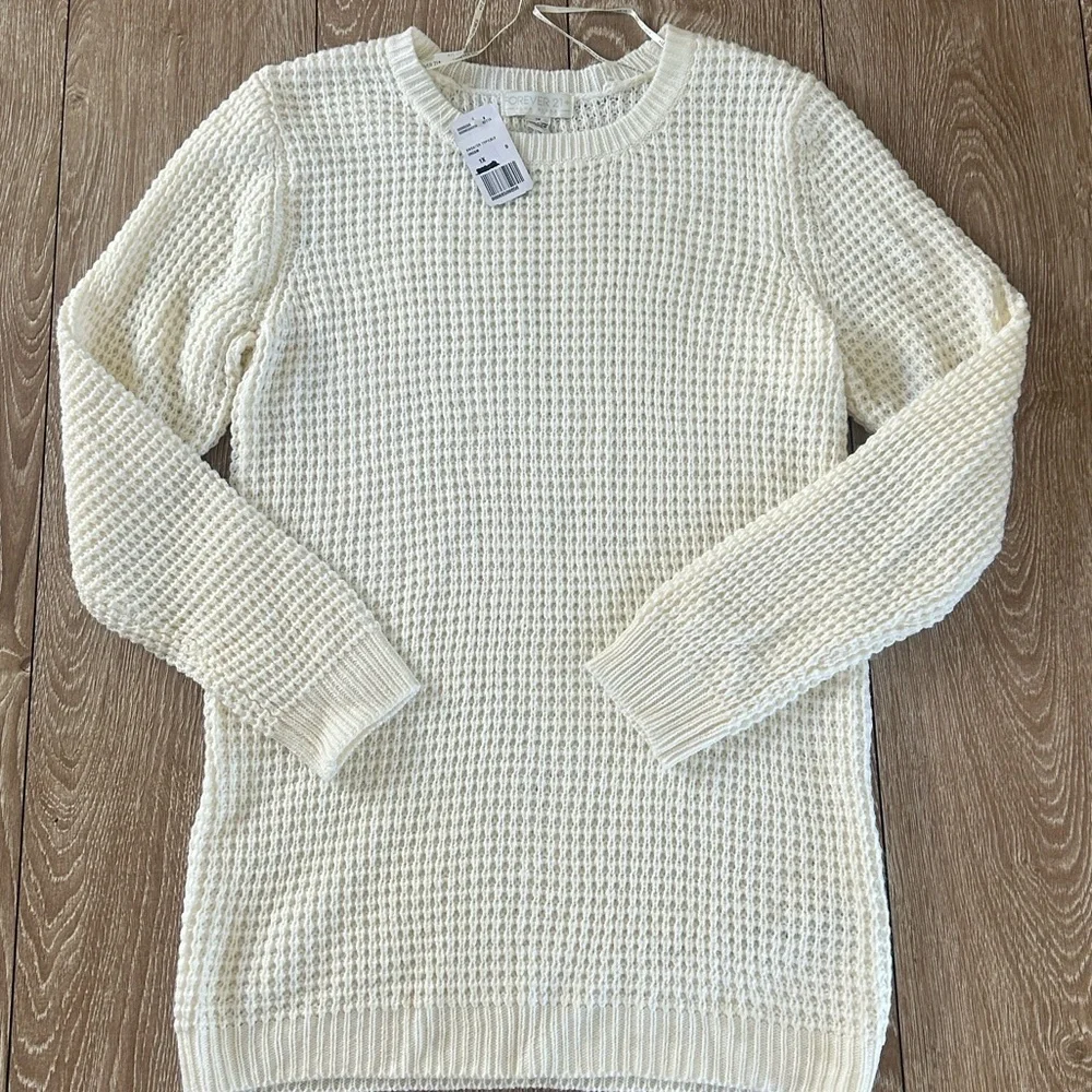 NWT Forever 21 Cream Sweater